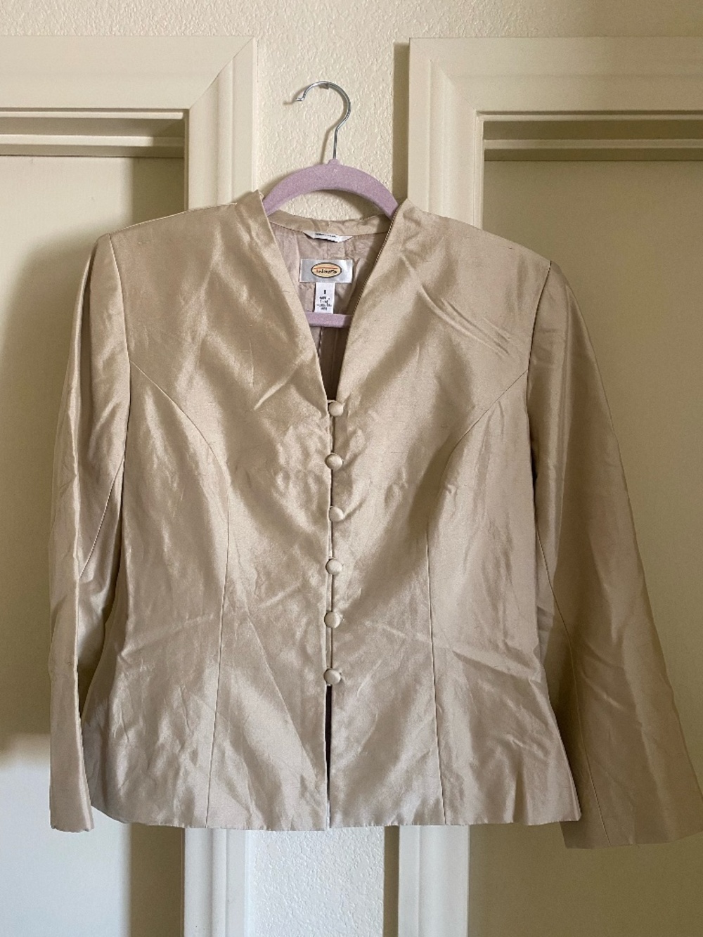 Tablots Pure Silk size 8 Botton Down Blazer